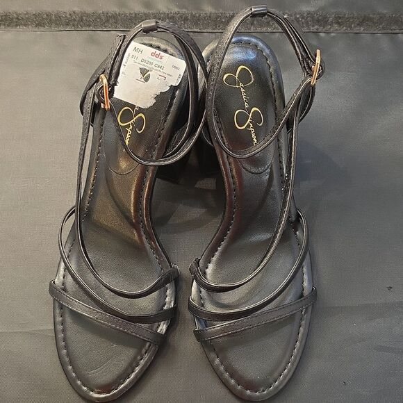 BRAND NEW JESSICA SIMPSON REYVIN BLOCK- HEEL SANDAL - Picture 3 of 16